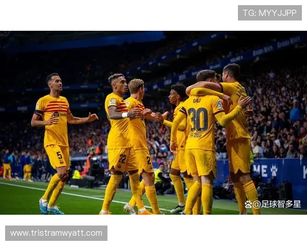 巴萨核心阵容成熟度引发关注,对竞争格局表现形成考验 巴萨核心阵容成熟度引发关注,对竞争格局表现形成考验