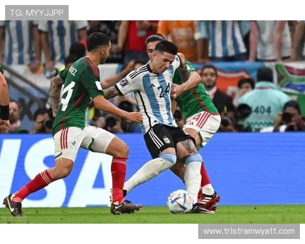 恩佐 vs 克罗斯：出球能力与中场组织效率对比分析